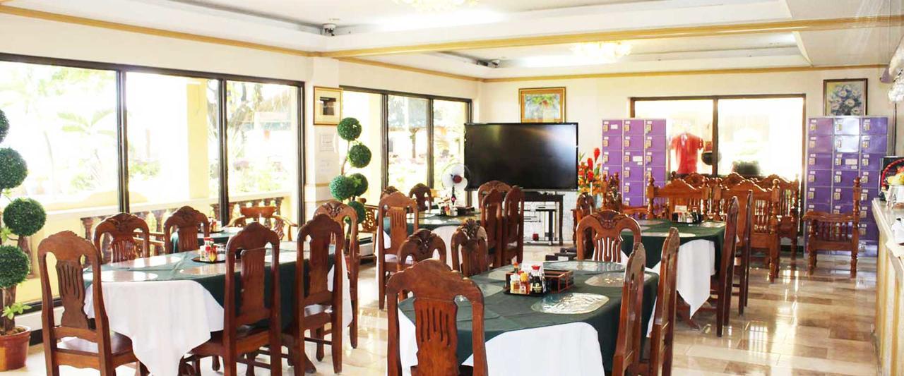 Suzuki Beach Hotel Olongapo Buitenkant foto