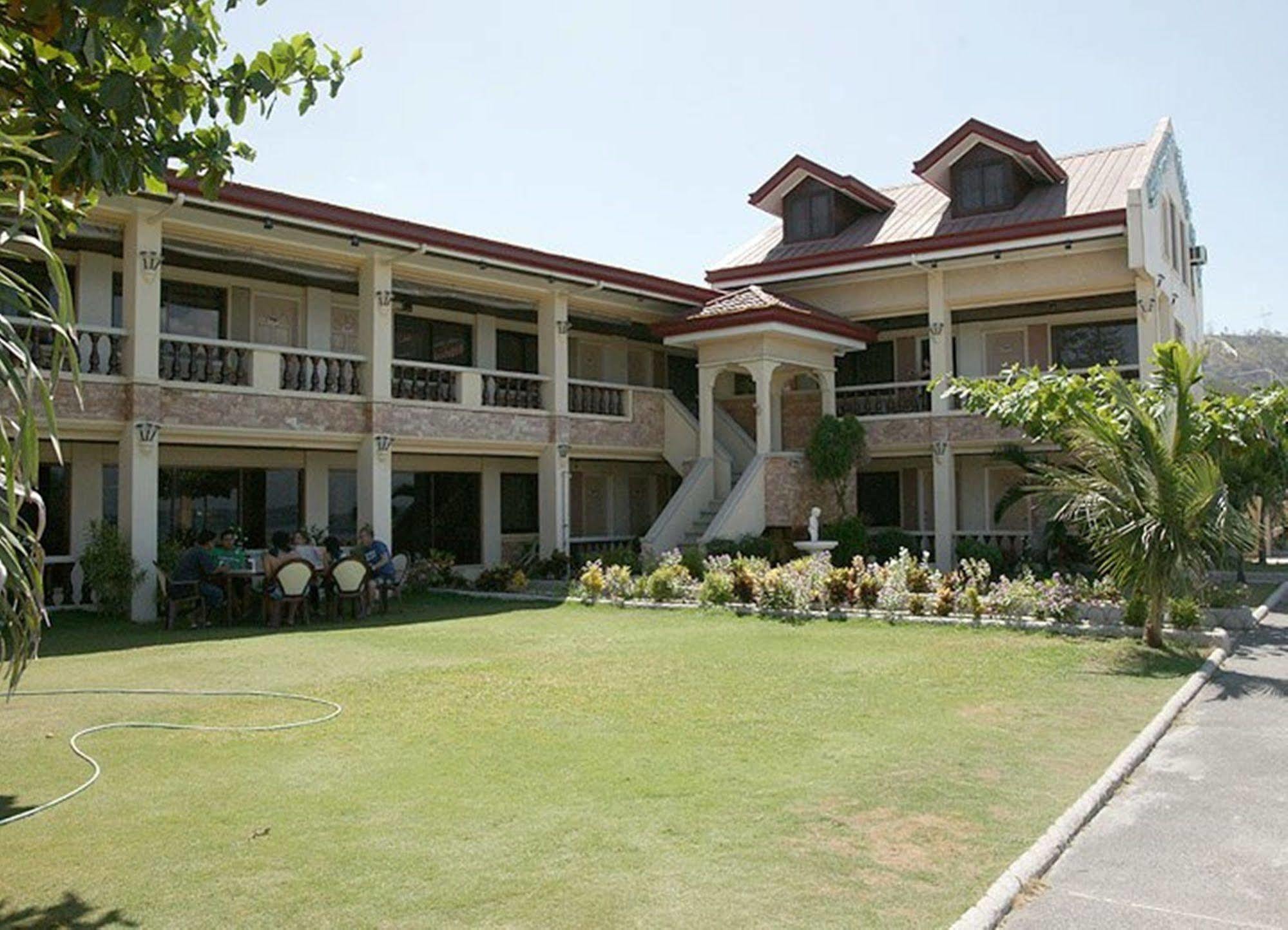 Suzuki Beach Hotel Olongapo Buitenkant foto